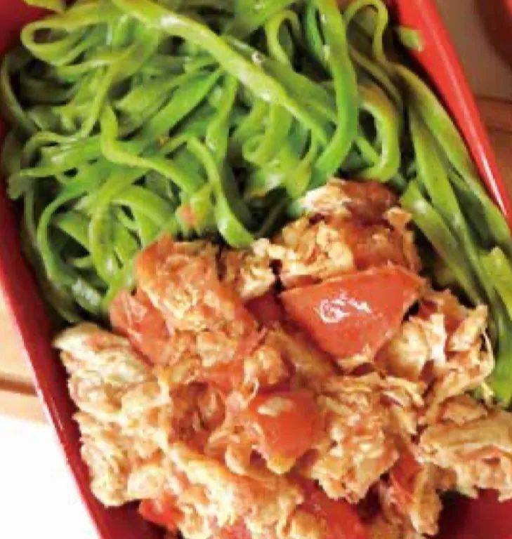 主食食谱食谱：西红柿，鸡蛋，泛蔬菜