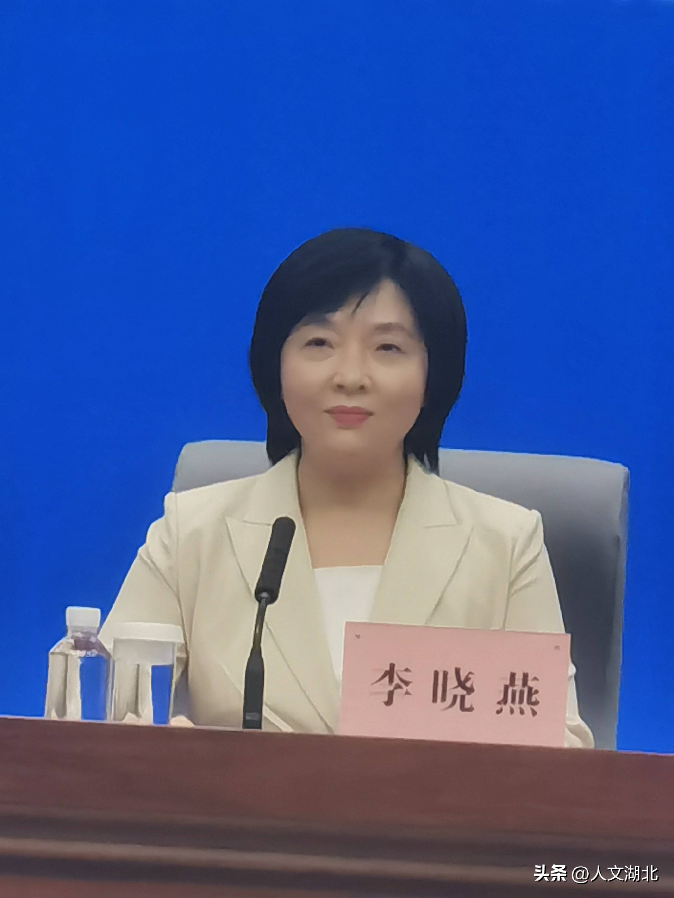 湖北省商务厅党组成员,副厅长李晓燕介绍,7月19日,2025湖北夏季消费季