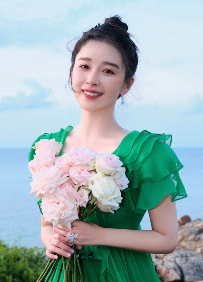 阚清子宣布怀孕,大肚写真曝光