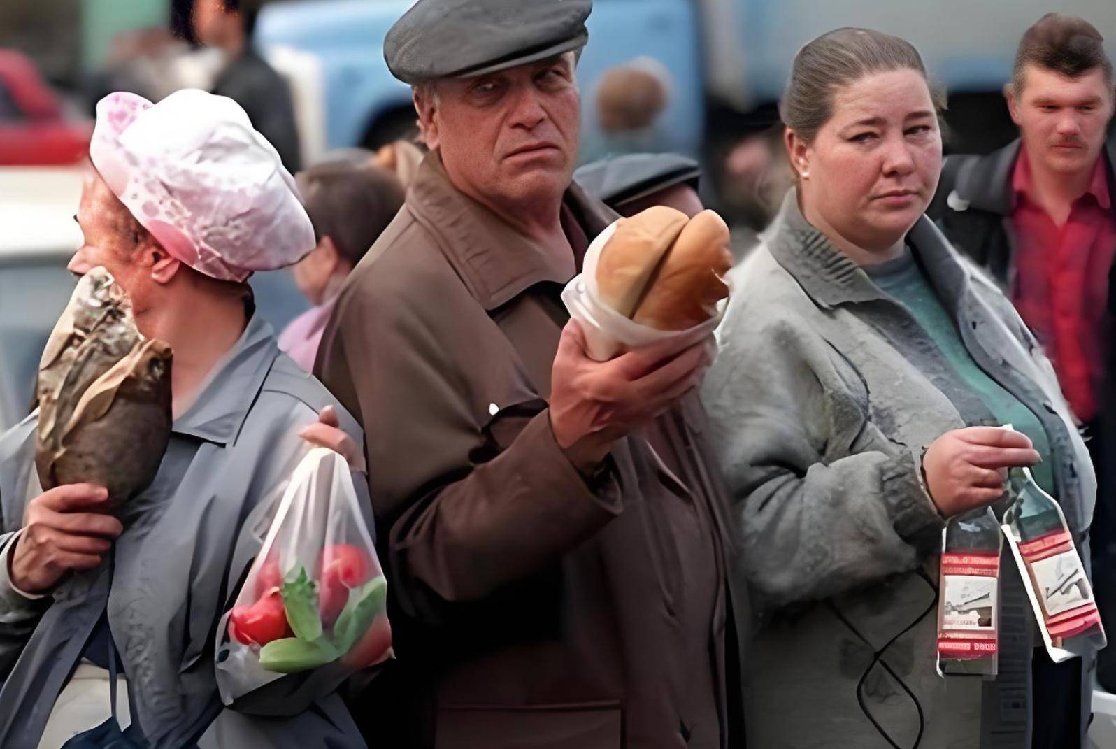 泽连斯基府邸被围,乌克兰人已经醒悟,最大的敌人并不是俄罗斯