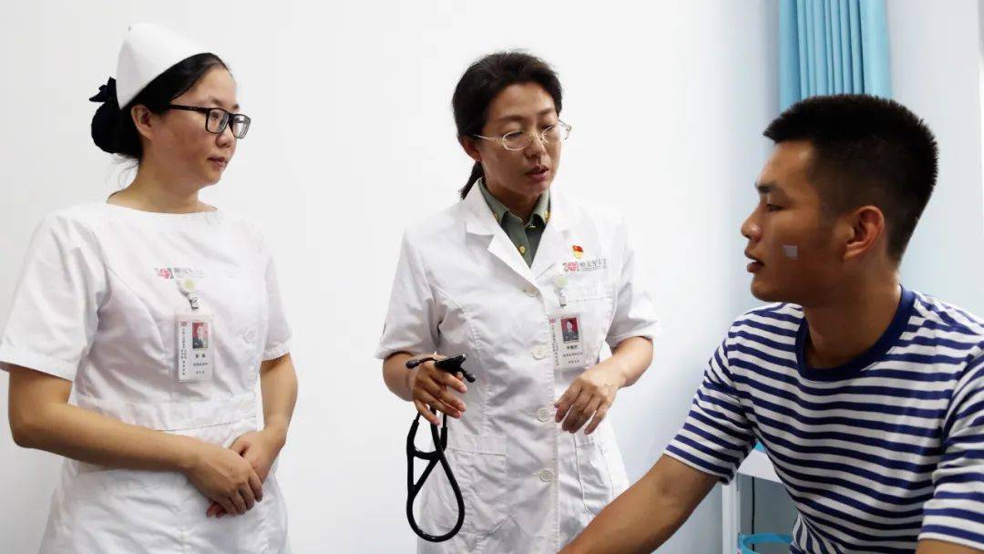 医心向战——记“最美新时代革命军人”李慧灵