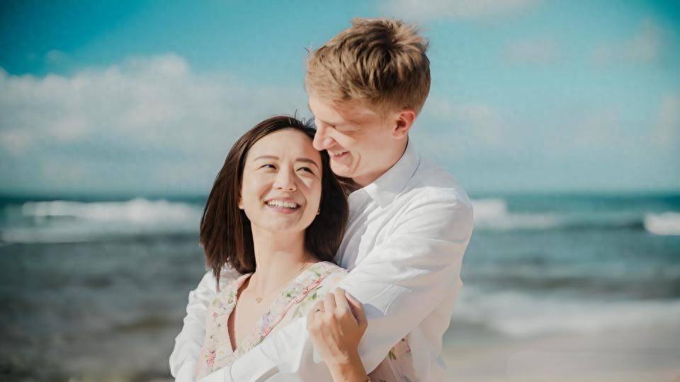 卡尔伯格与万远订婚：乒坛跨国恋情的浪漫篇章
