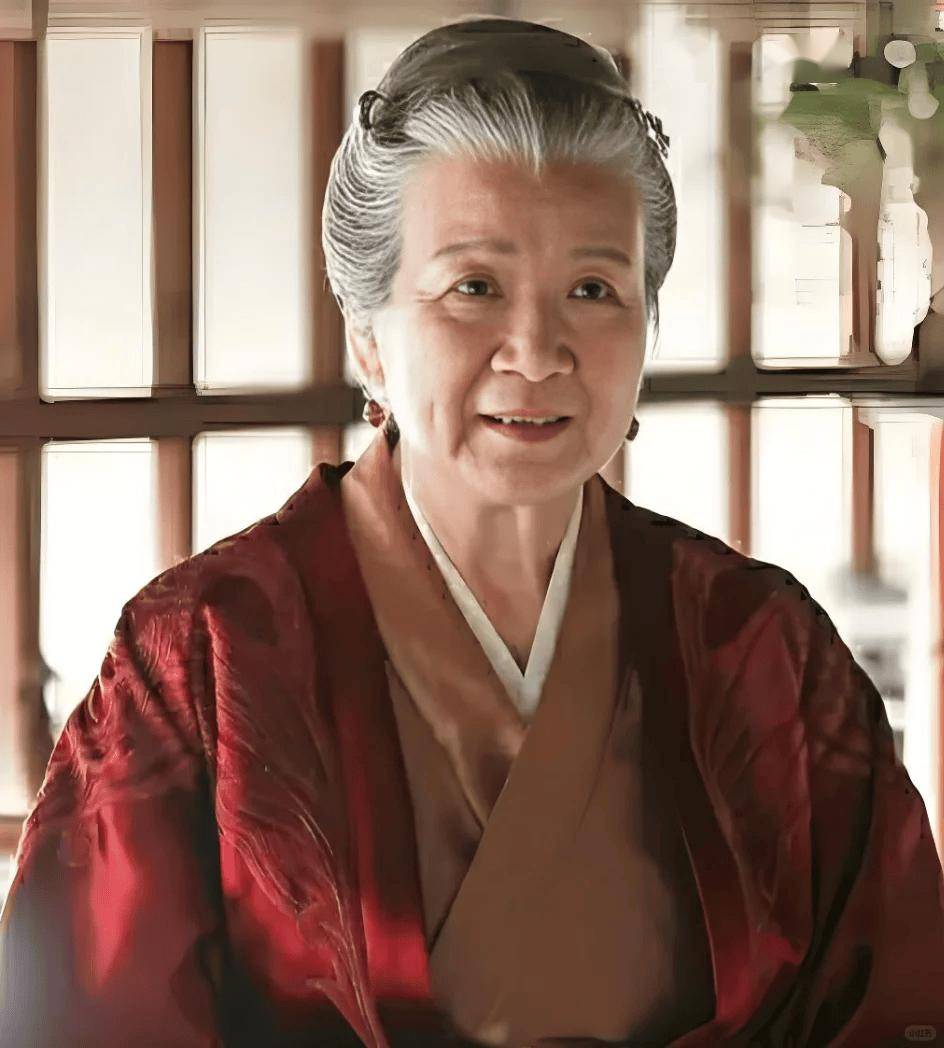 "国家一级演员"曹翠芬:戏里儿孙满堂,戏外无儿无女,与丈夫相濡以沫58