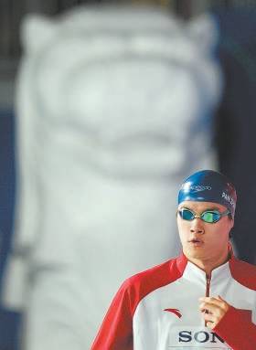 2025新加坡游泳世锦赛：波波维奇夺冠，潘展乐半决赛爆冷出局