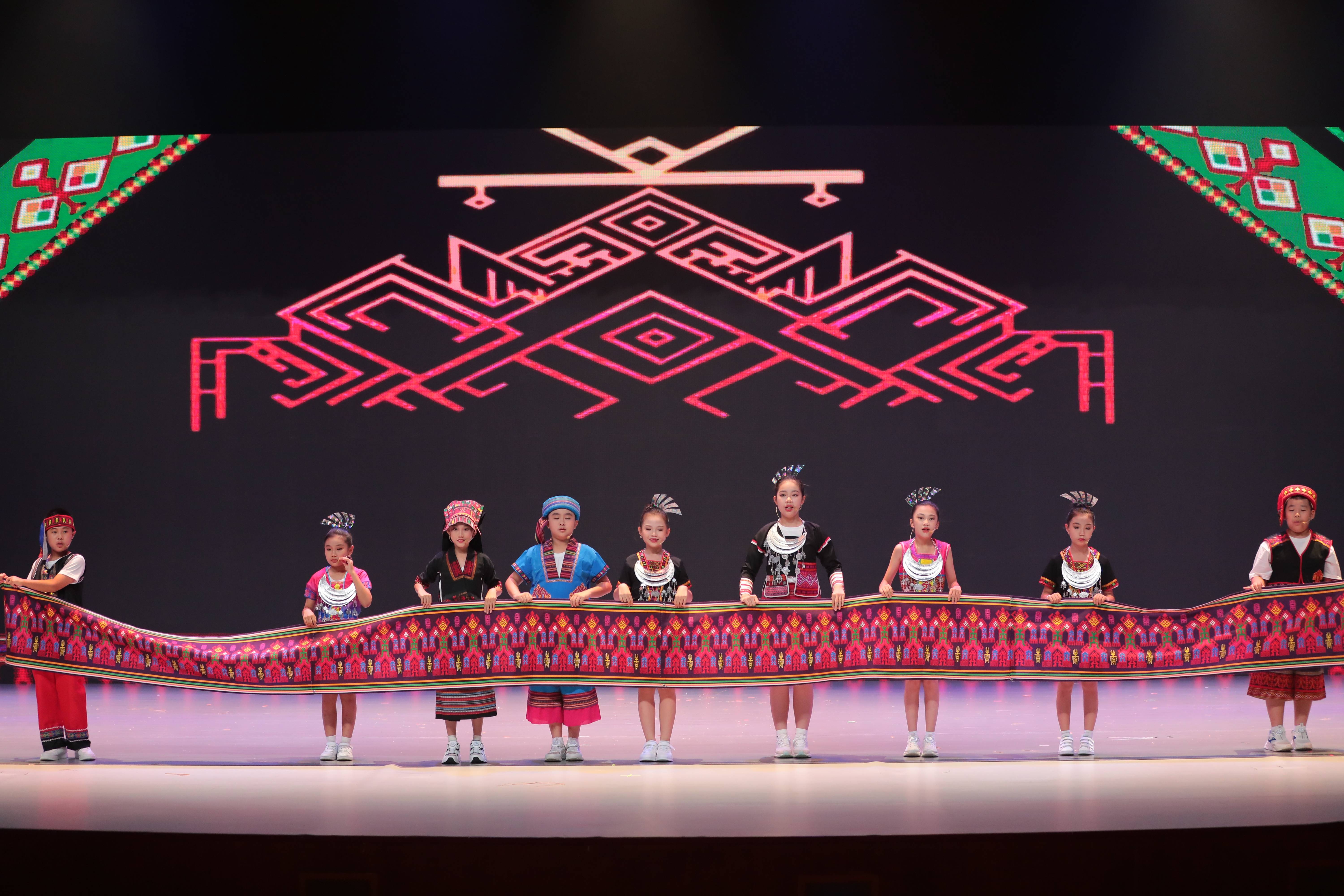 2025“全民美育”青少年戏剧展演在深举行
