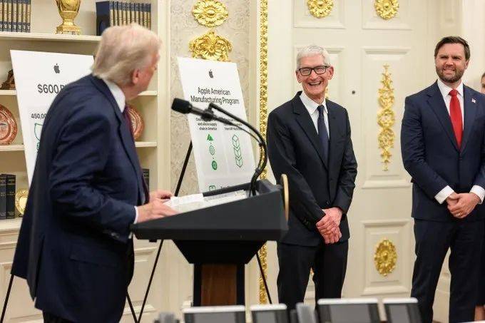 特朗普对进口芯片征税100%：一台美国制造iPhone，可能要卖2.5万元