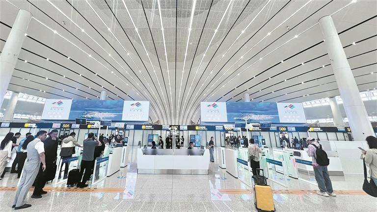 —西宁曹家堡国际机场t3航站楼投运首日见闻