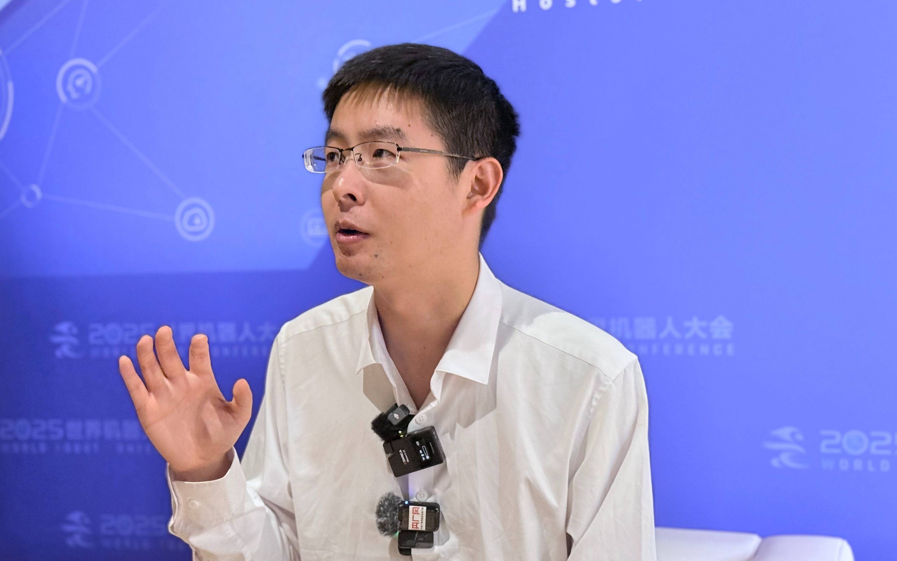 宇树王兴兴：当机器人能大量干活时，没准可以考虑“收税”