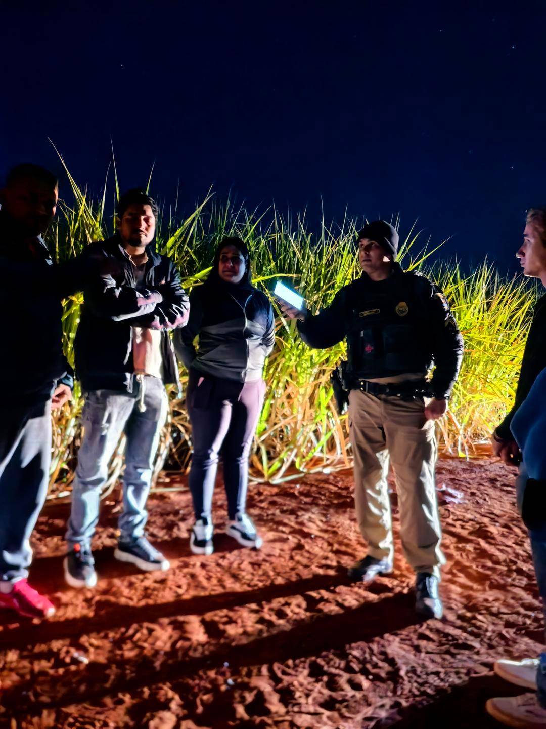 图片[4]-中国女游客巴西乘坐夜间大巴遭劫：戴着黑面罩、穿着防弹衣，用枪指着我大声嚷嚷-华闻时空