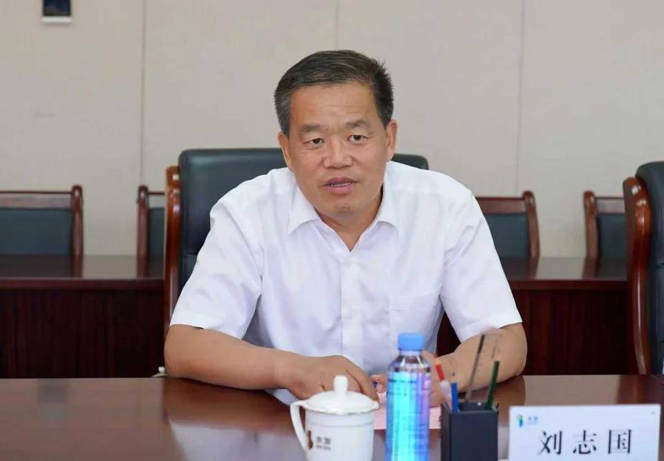 建设银行山东省分行党委书记、行长文志军一行到访水发集团