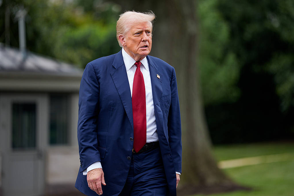 特朗普称见普京将是一次“试探性会晤” -华闻时空