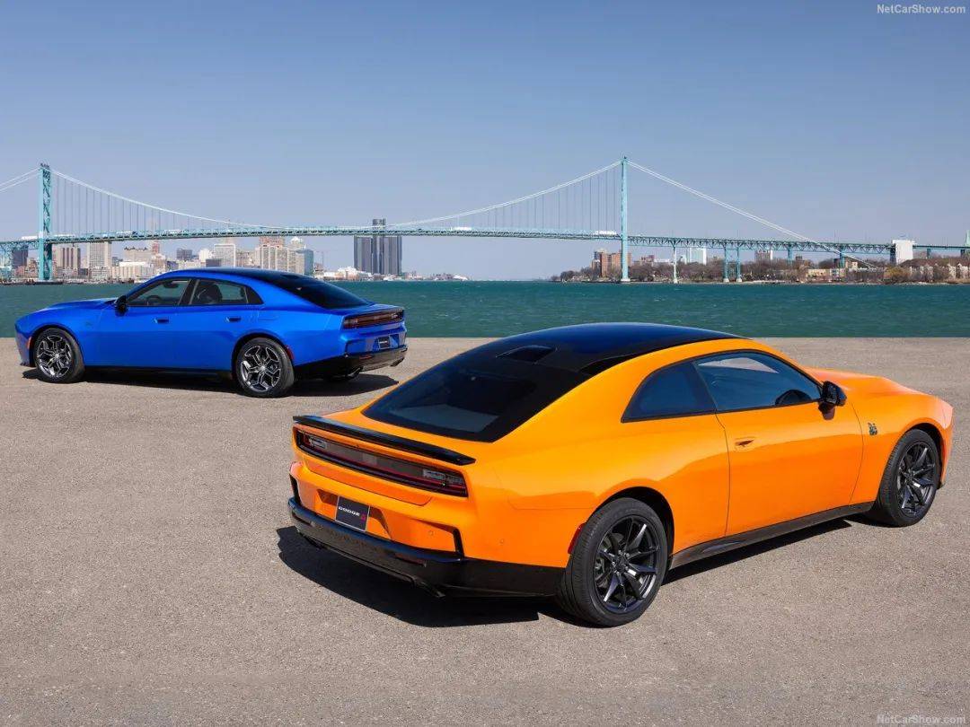 全新“技术流”四驱道奇Charger Scat Pack发布,双涡轮直六替代V8,信仰没了_搜狐汽车_搜狐网