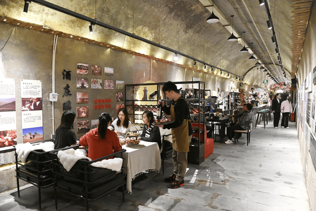 图片[4]-搭地铁也能去的避暑胜地，卷成了免费乐园 -华闻时空