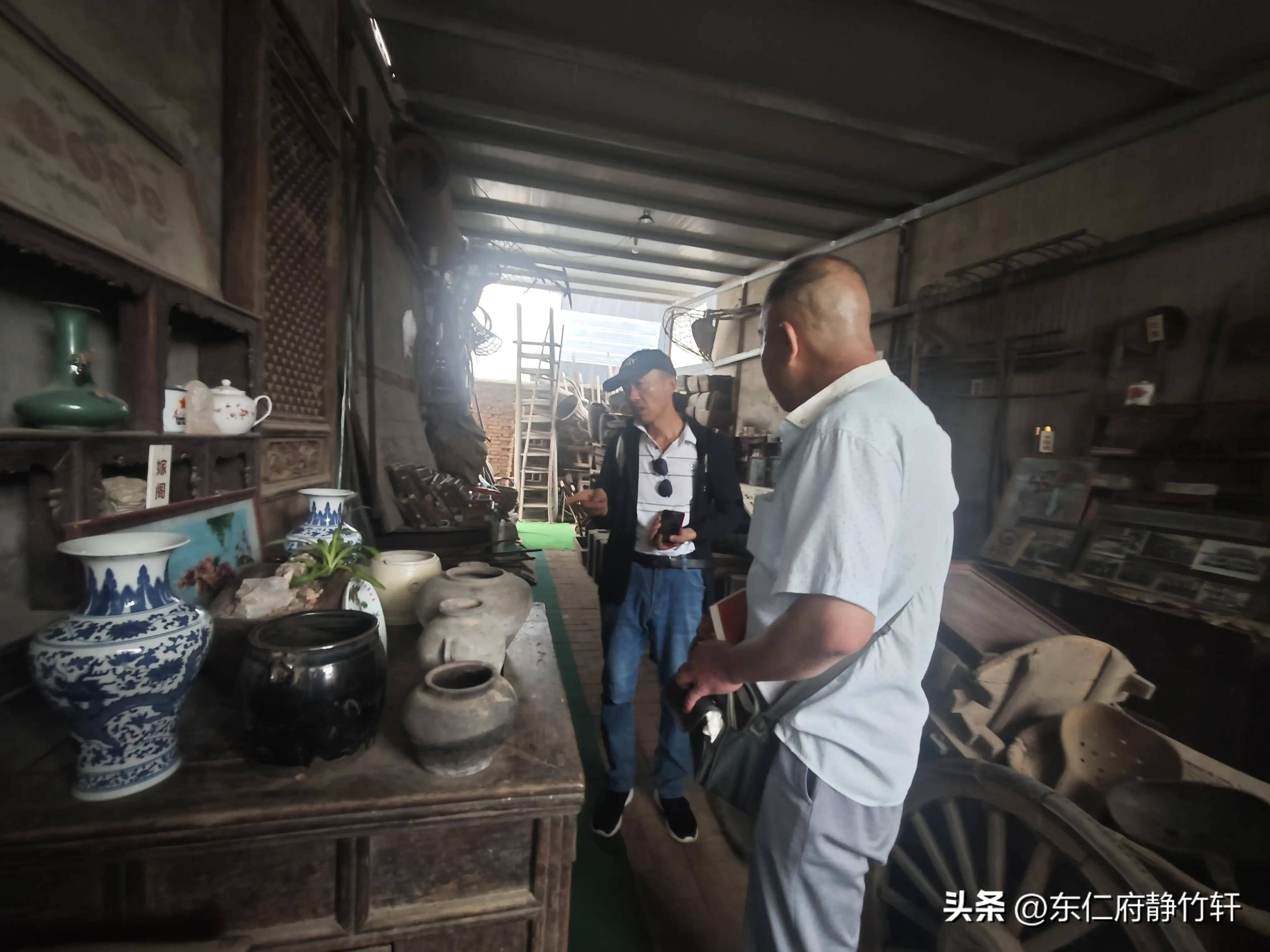 西安市雁塔区诗词楹联学会赴鄠邑乡愁农耕文化博物馆和重阳宫学习