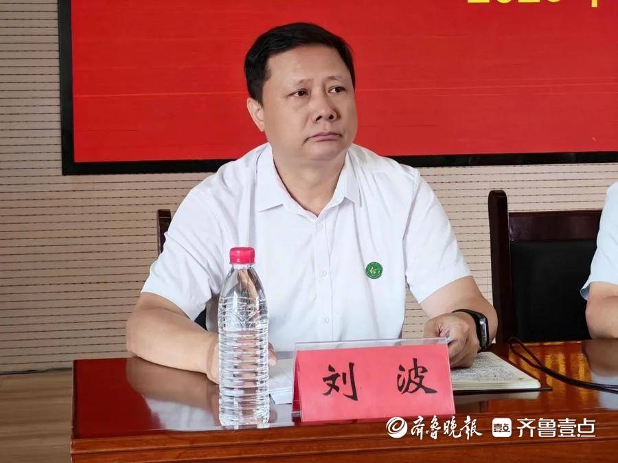 枣庄市第十五中学举行2025年新入职教师见面会举行
