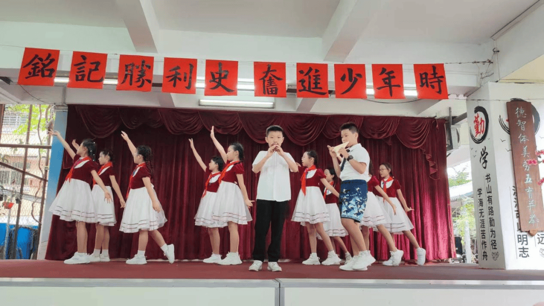 开！学！啦！
