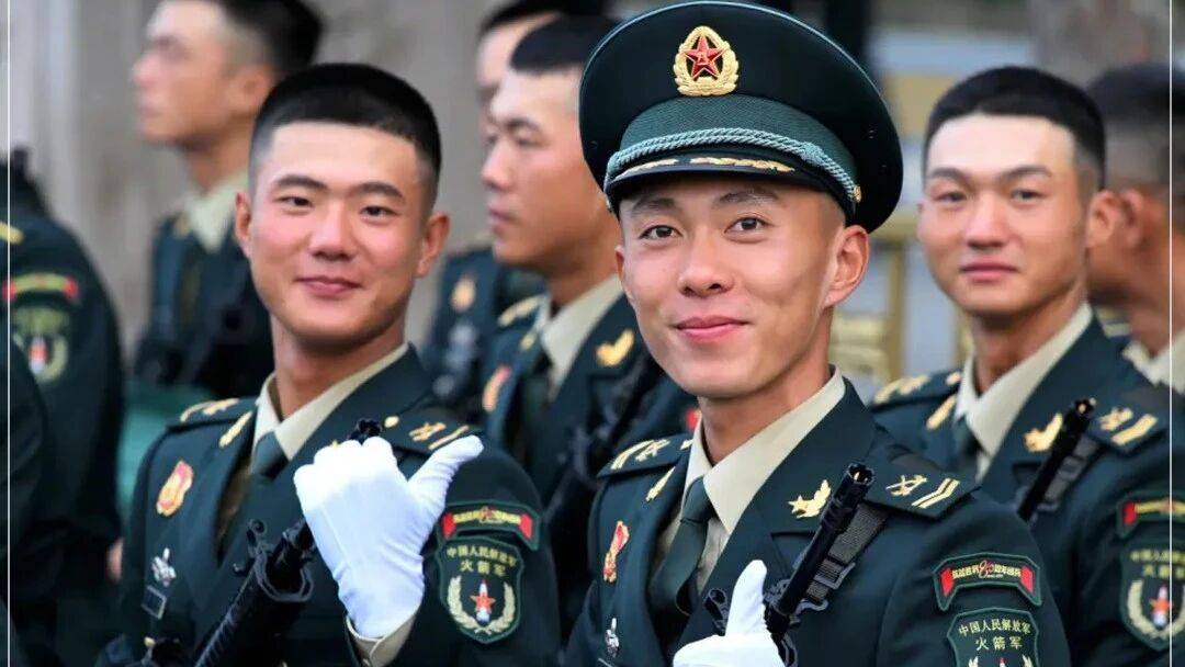 晚安·巴南|帅!很帅!超级帅!_中国_军号_瞬间