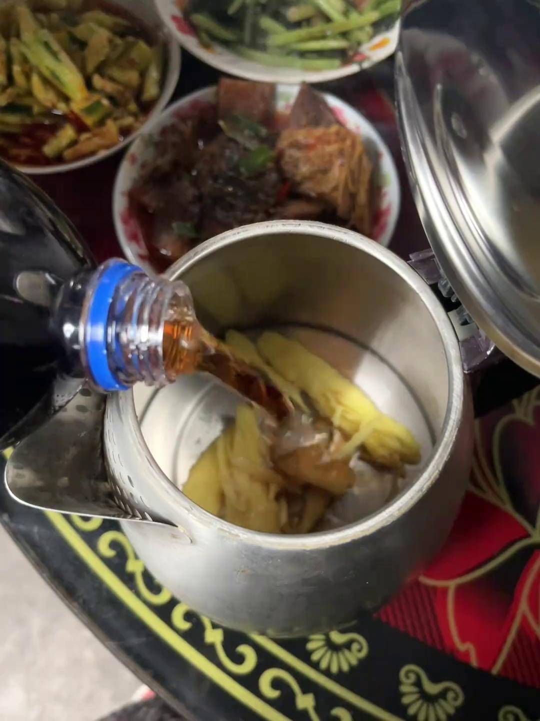 幸福有很多种 喝姜丝可乐是其中一种