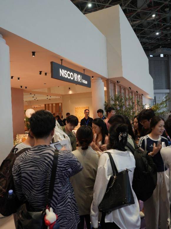 NISCO里境Value系列登陆中国家博会以创新“0重力模式