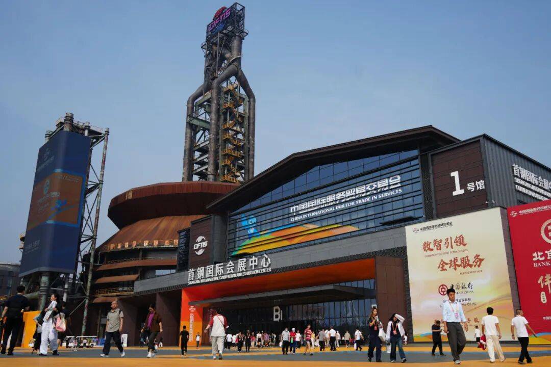 “敢于到世界市场的汪洋大海中去游泳”