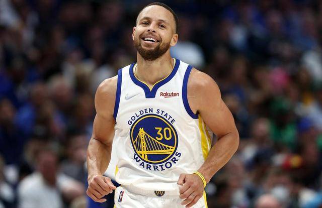 史诗级转折！19年勇士王朝崩塌，莱纳德两记绝杀缔造猛龙神话