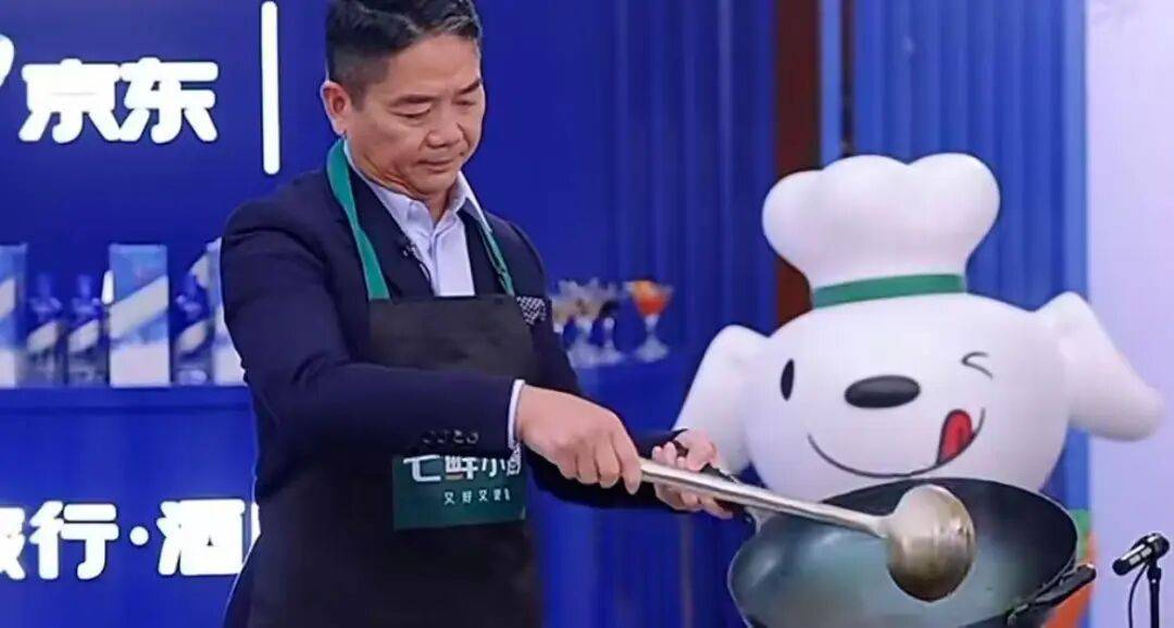 马云泡吧，刘强东炒菜，就差王兴了