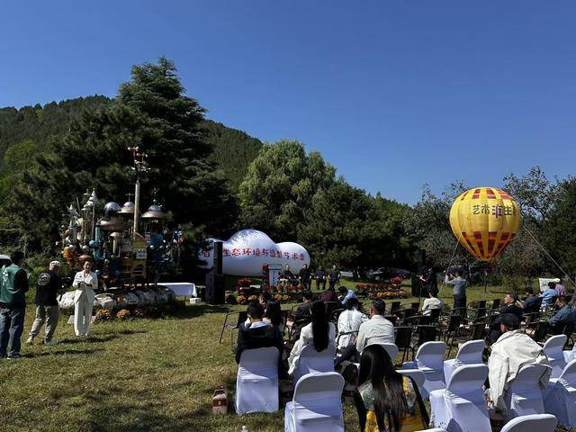 将艺术融入自然山水，首届生态环境与造型艺术季昌平启幕
