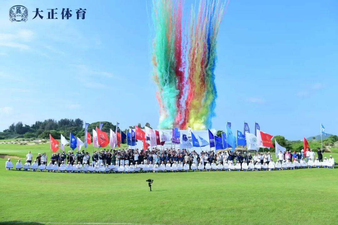 北大高尔夫球代表队全国赛斩获多项荣誉，柴钰茜再夺女子个人冠军
