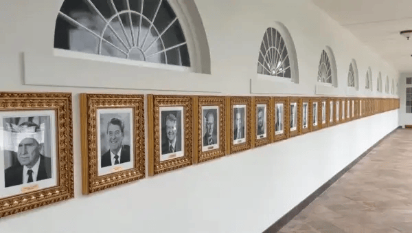 特朗普在白宫西翼建造“总统星光大道”，拜登肖像由自动签名机代替 -华闻时空