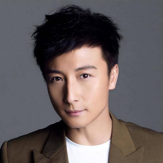港知名男星自曝妻子要生4个 妻子曾勇敢公开被性侵经历