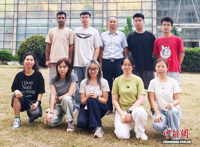 登上《科学》封面 中瑞科研团队联手揭晓根系微生物“安家”奥秘