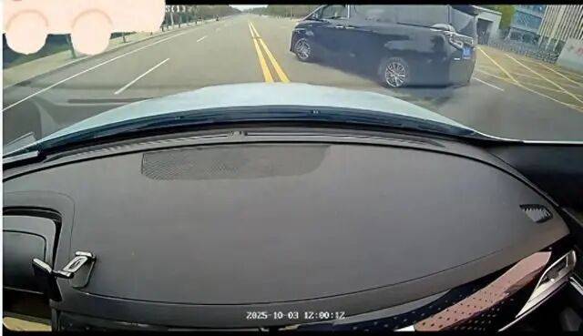 载客网约车被自称“公安局人员”多次别车！警方通报：已抓获
