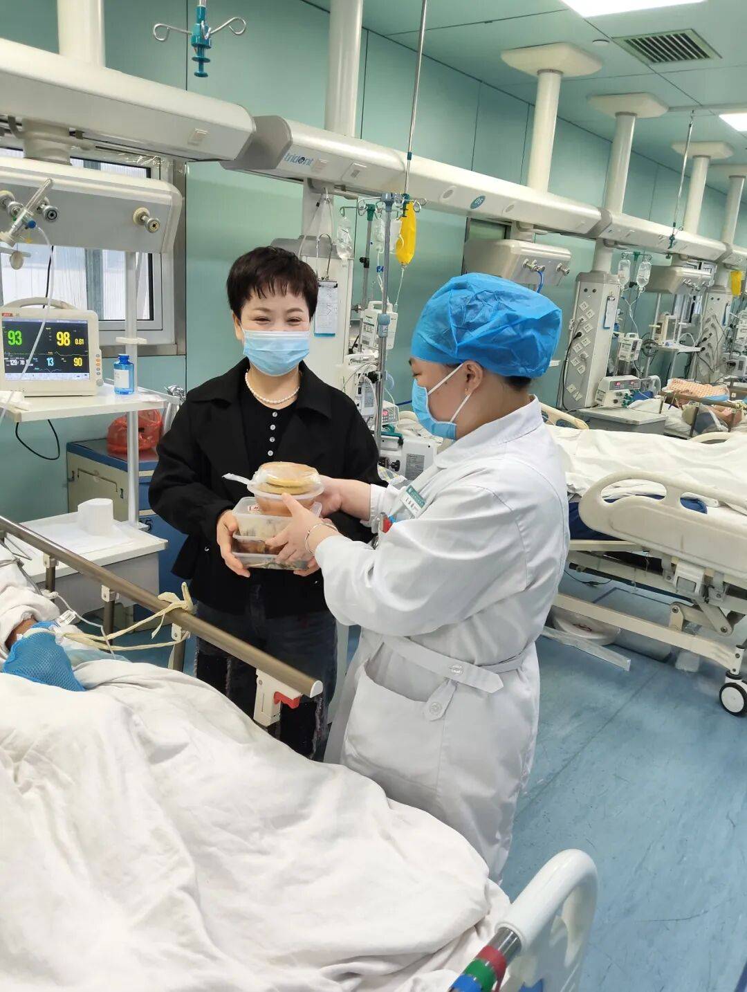 包含友谊医院住院办理陪诊挂号重症患者全程照料，身心都得到安抚的词条