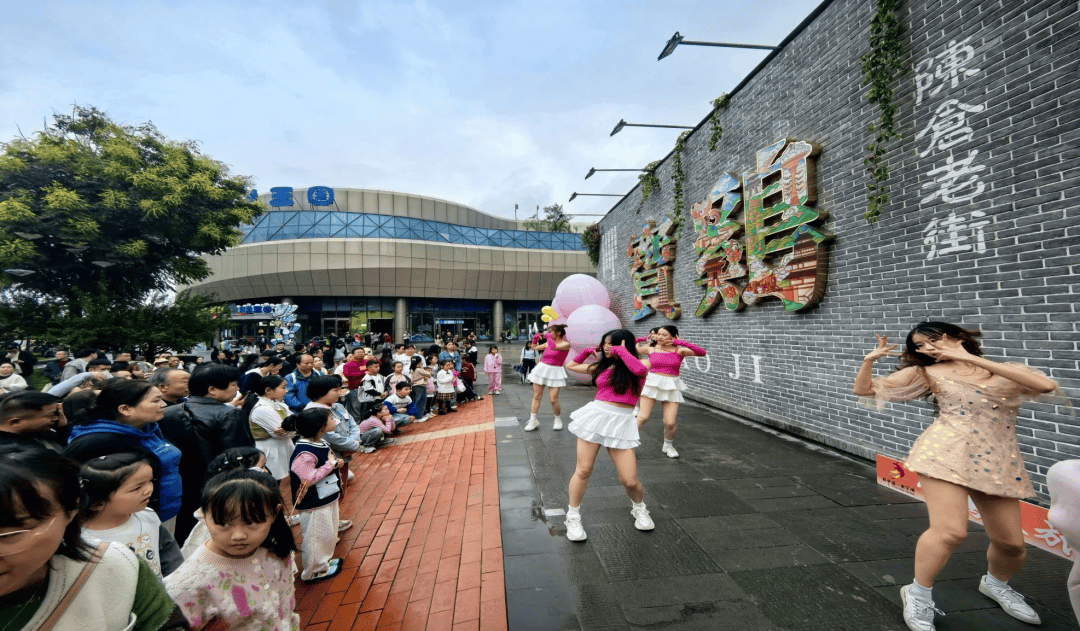 国庆期间宝鸡消费市场 人气旺 活力足