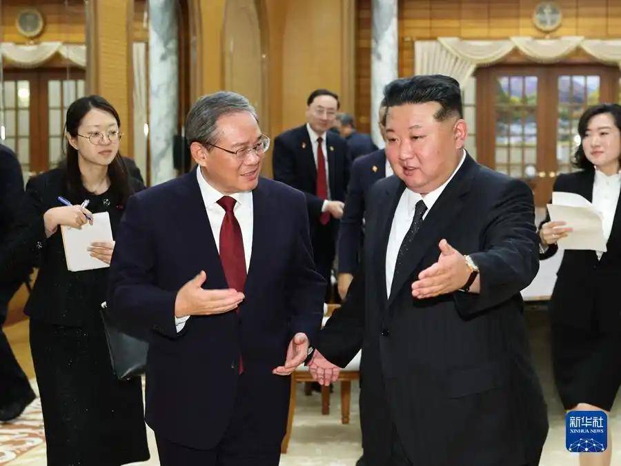 李强会见金正恩