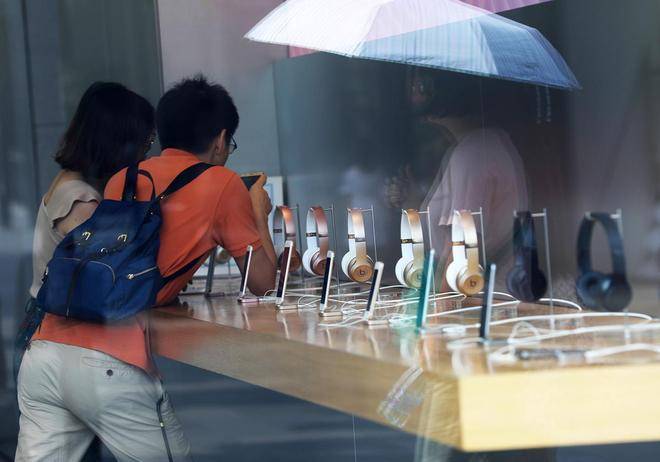 罕见！iPhone 17系列无法激活，多地新机用户称“被背刺了”！苹果客服回应