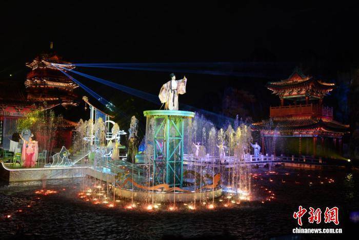 古都开封：大宋夜游剧目引游人