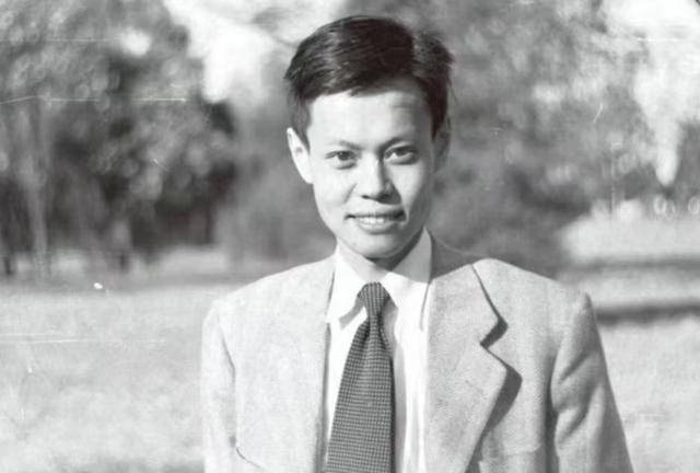 原创             装不下去了？杨振宁去世才6天，恶心的事就发生了，结局大快人心