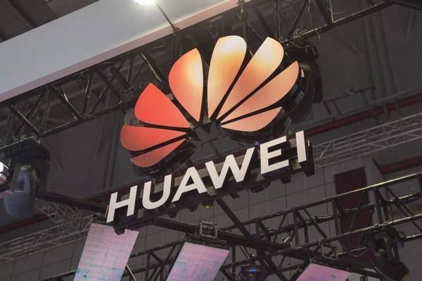 曝华为Mate80系列将全系支持3D人脸解锁 标准版上桌了
