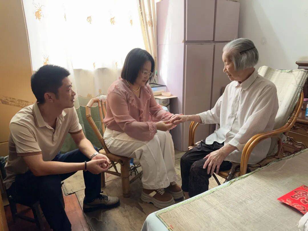 老龄化社会：老人护理服务的新趋势