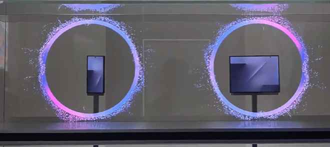 三星三折叠屏手机实机首次公开！对标华为