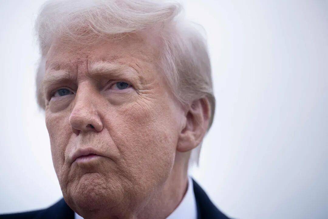 特朗普再批“无能”:美联储几个月后就换人!美股又创新高,黄仁勋发表最新演讲,英伟达市值一夜暴增1.6万亿元