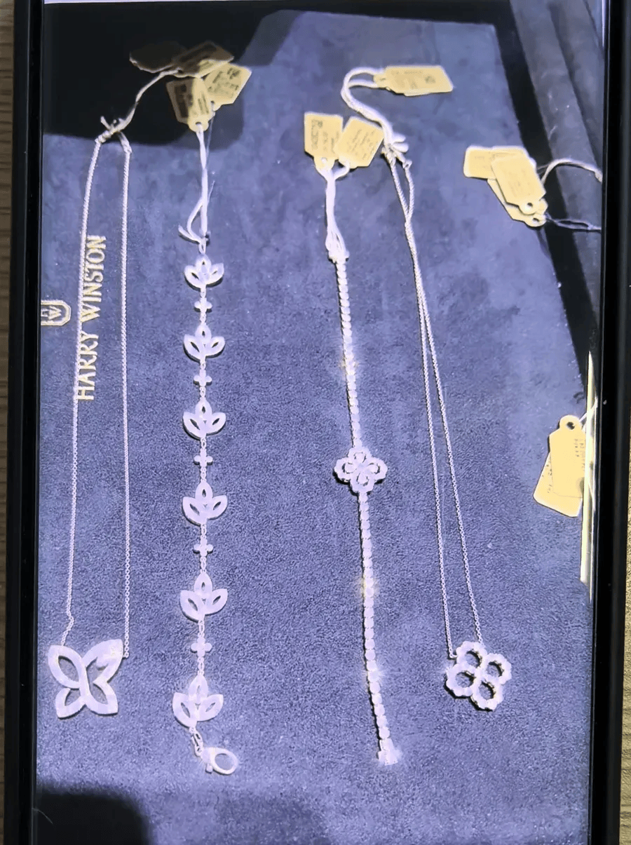 “他昨晚还在我家吃饭！” 结婚登记前夜准新郎被抓，女子崩溃