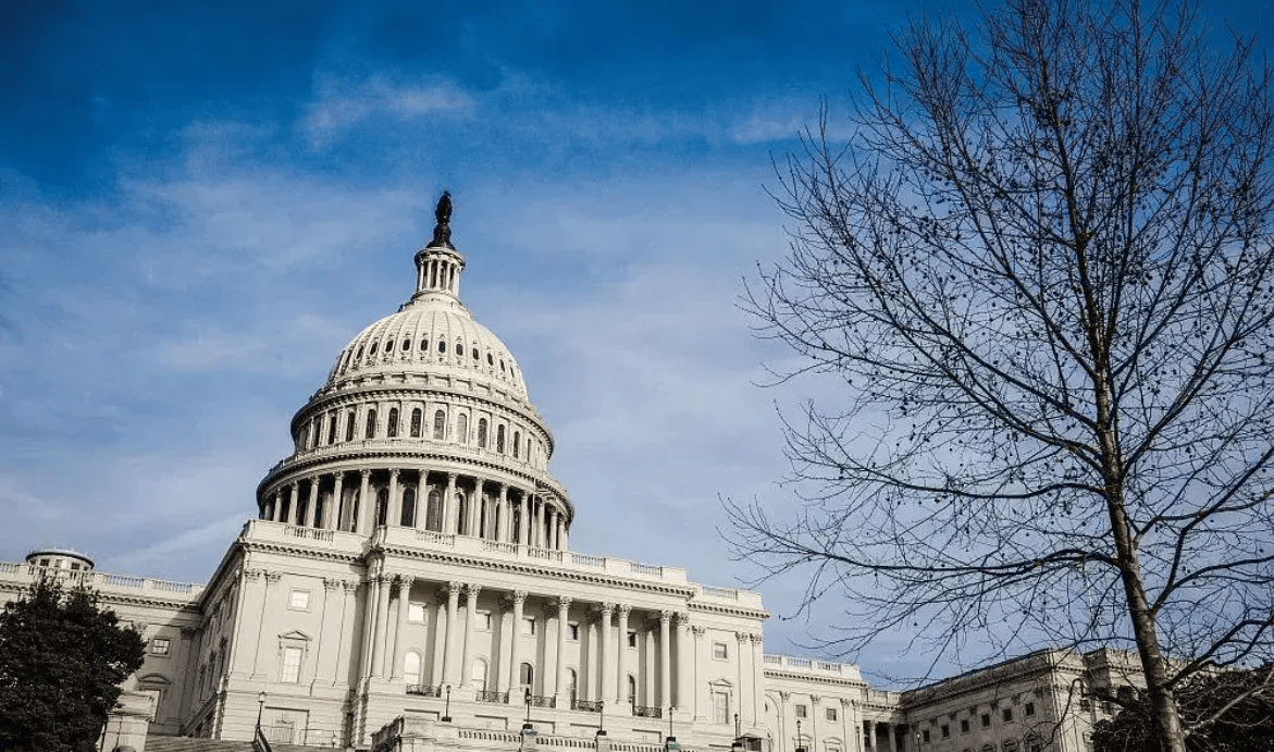 受政府“停摆”影响，美众议院员工工资 将暂停发放-资讯-头条热闻资讯_新闻热点_新闻频道_新闻天下_财经_购物_体育_汽车_健康_音乐_旅游_庞物_动漫_笑话_美食_分享