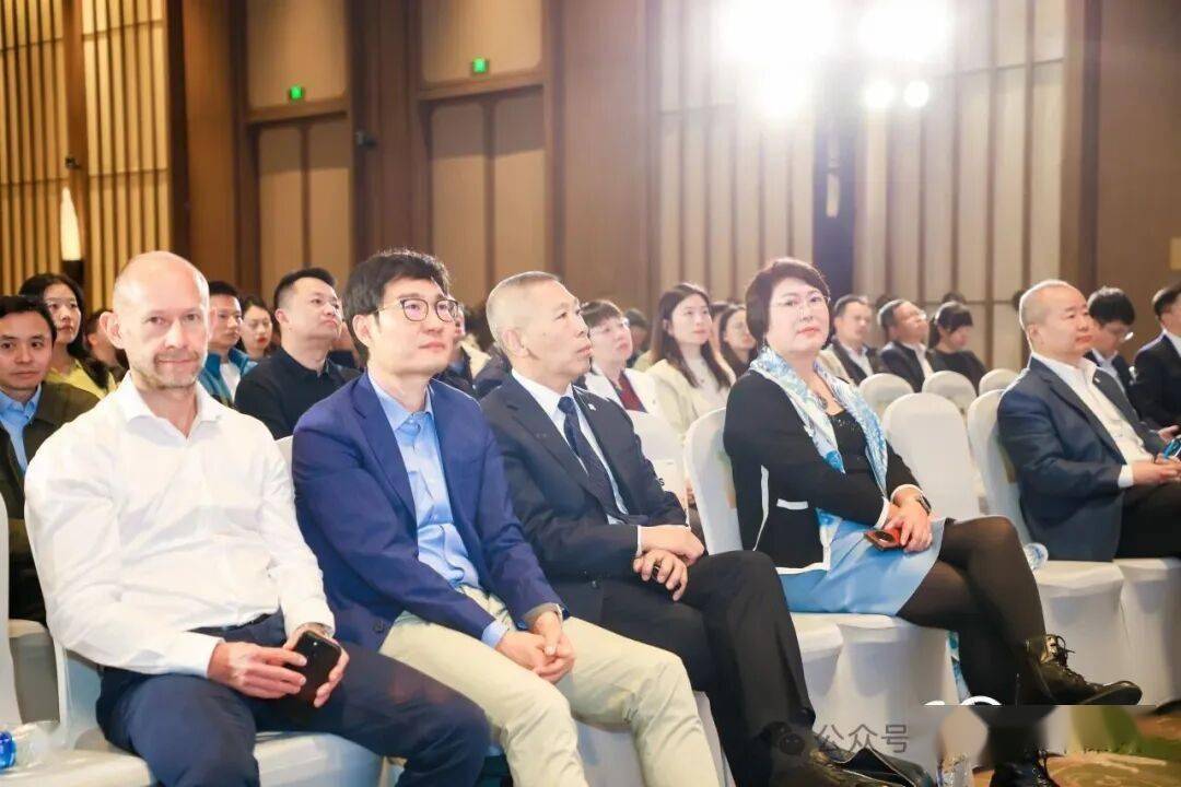 苏伊士环境科技:凝心聚力再出发!