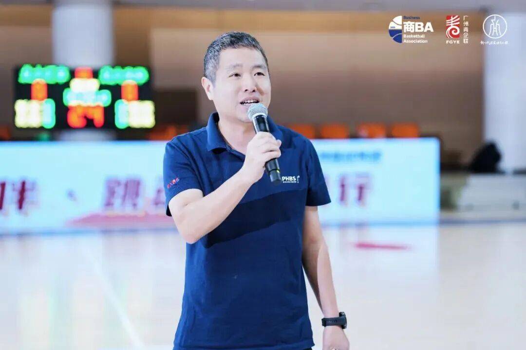 赛前,北京大学汇丰商学院院长王鹏飞教授专程赶赴比赛现场,为此次商ba