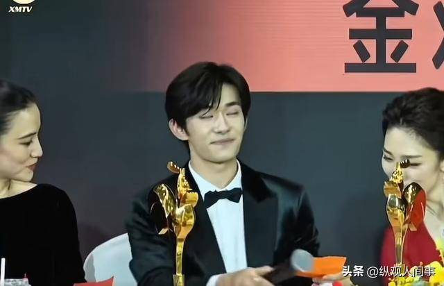 易烊千玺获影帝不到24小时,评论区一片骂声,恶心的一幕出现了