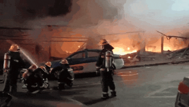 贵阳一水果店凌晨突发大火,整个店都搭进去了!小心这种建材 贵阳一水果店凌晨突发大火,整个店都搭进去了!小心这种建材