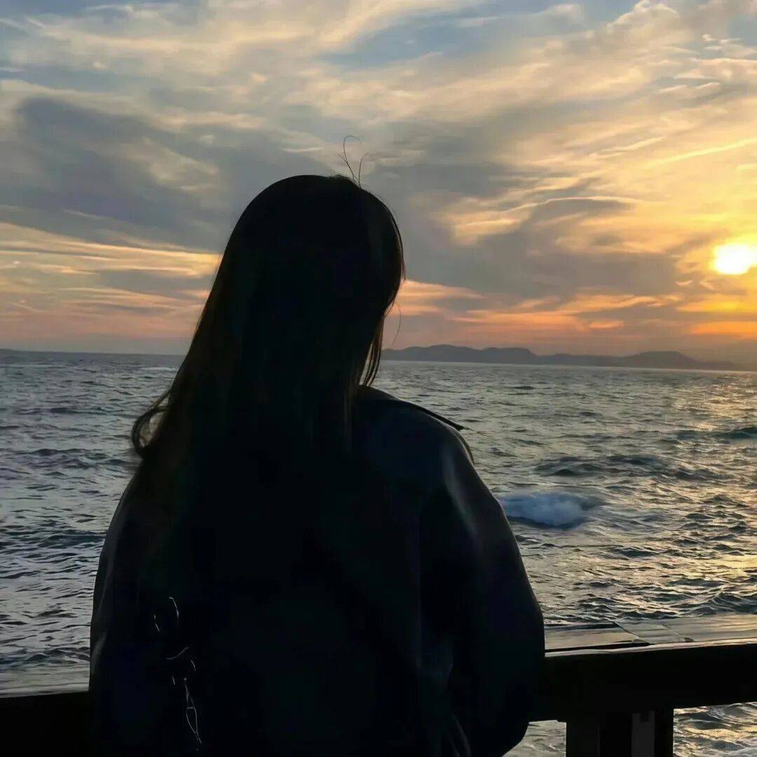 女生头像简单又高级的头像