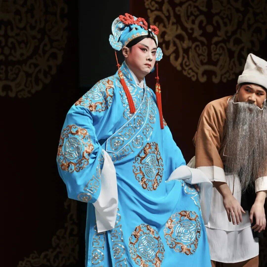 听千年声腔醇厚的汉韵楚剧,赏一曲情义交织的明代传奇!_演出_胡凤莲_表演